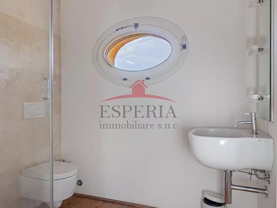 Immagine 11 di Casa bifamiliare in vendita  a San Giuliano Terme