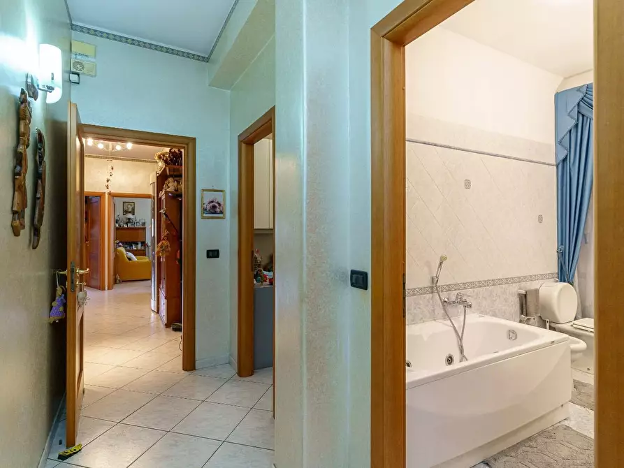 Immagine 9 di Appartamento in vendita  a Sant'agata Li Battiati