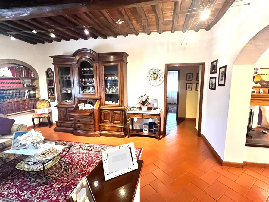 Immagine 3 di Appartamento in vendita  a Lastra A Signa