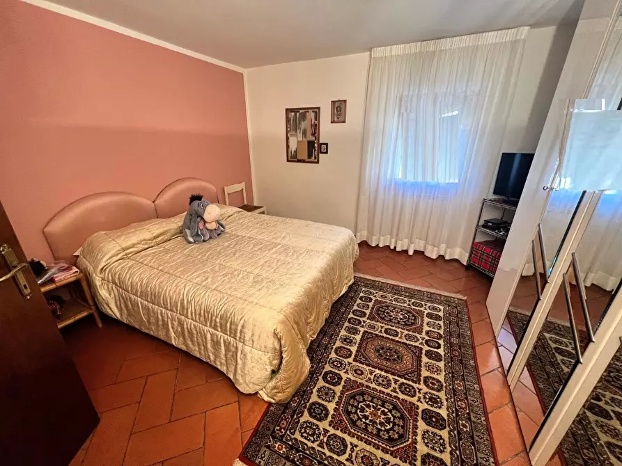 Immagine 25 di Appartamento in vendita  a Lastra A Signa