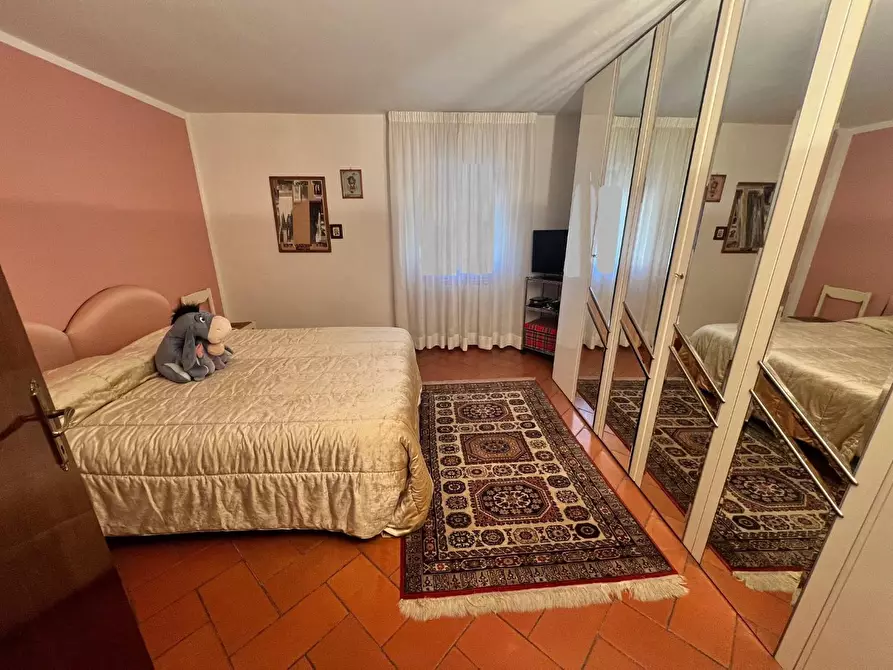 Immagine 24 di Appartamento in vendita  a Lastra A Signa