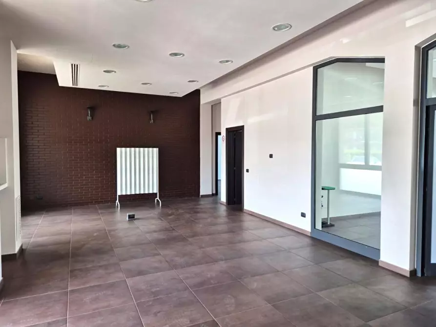 Immagine 3 di Ufficio in affitto  a Santa Croce Sull'arno