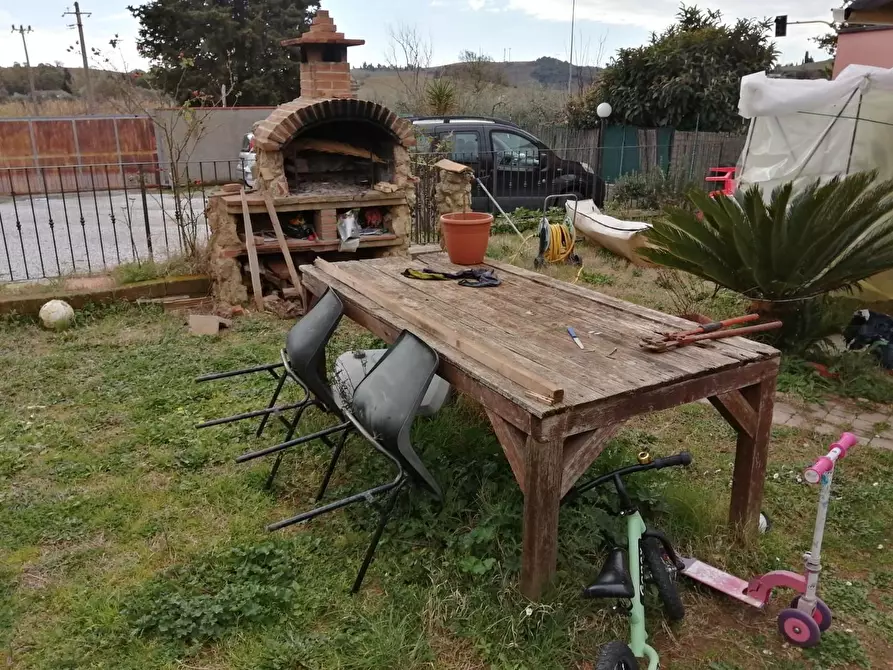 Immagine 12 di Appartamento in vendita  a Rosignano Marittimo