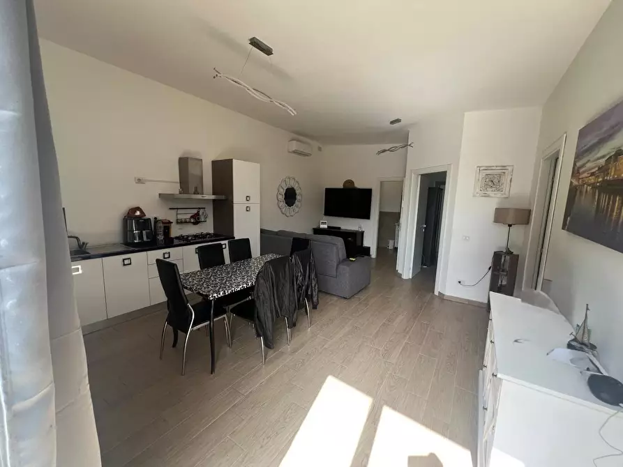 Immagine 6 di Laboratorio in vendita  a Vinci