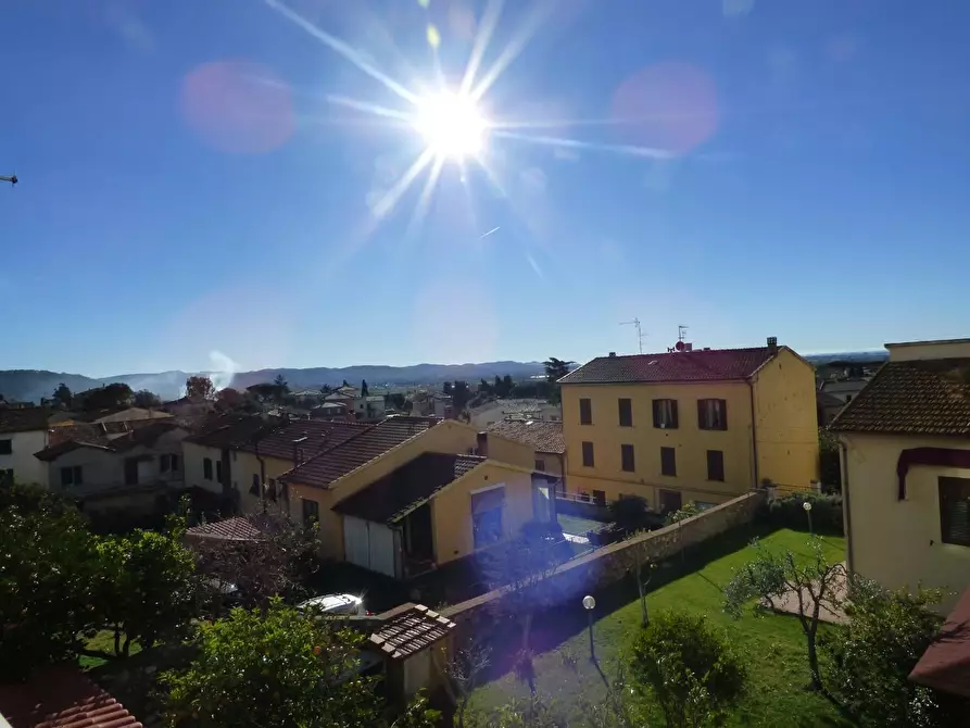 Immagine 6 di Appartamento in vendita  a Suvereto