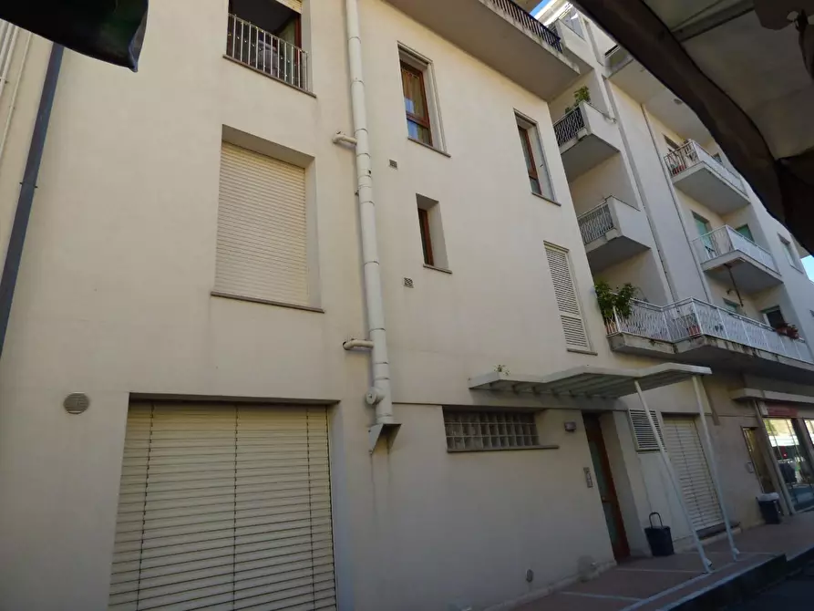 Immagine 4 di Appartamento in vendita  a Suvereto