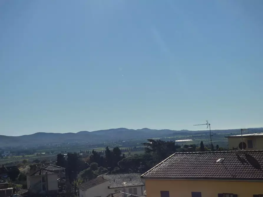 Immagine 18 di Appartamento in vendita  a Suvereto