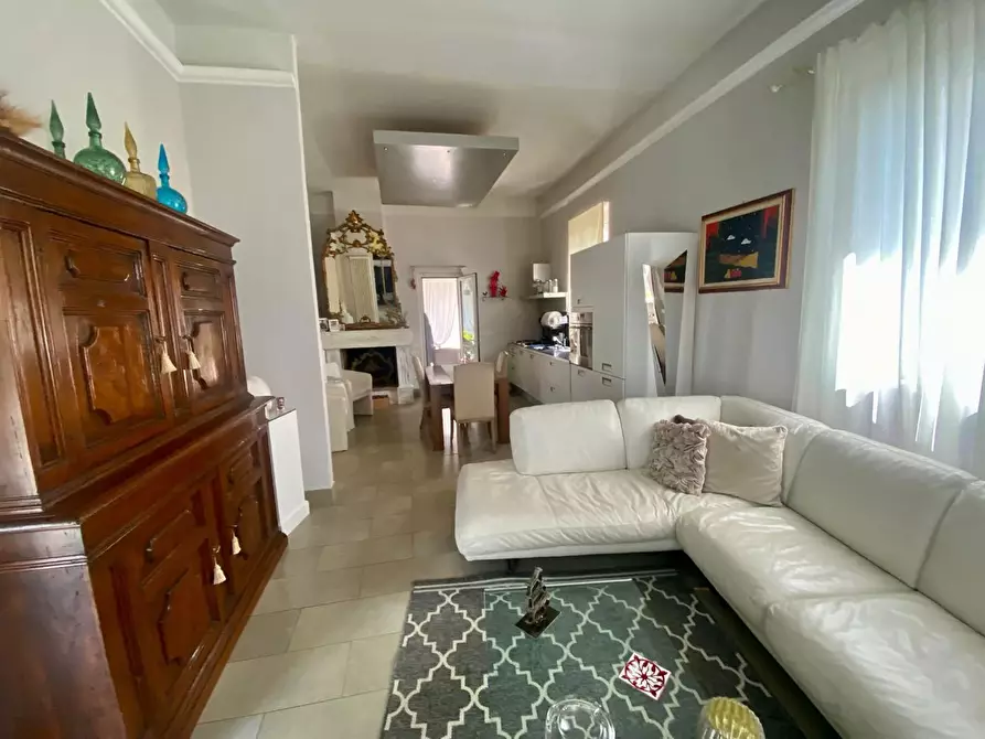 Immagine 13 di Villa in vendita  a Lucca