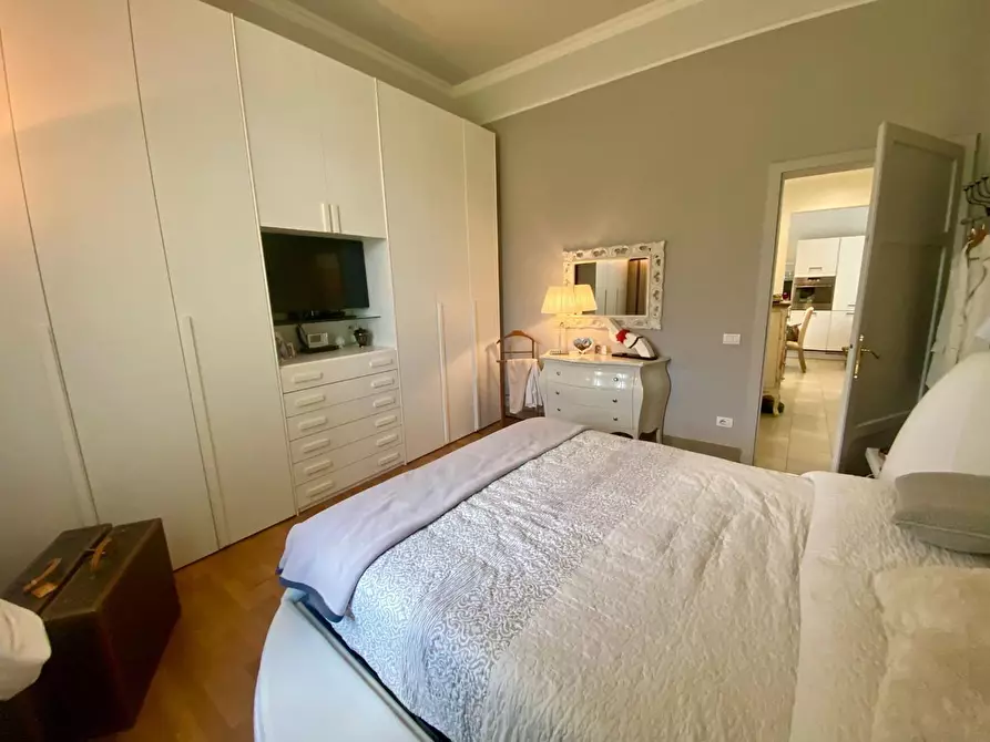 Immagine 23 di Villa in vendita  a Lucca