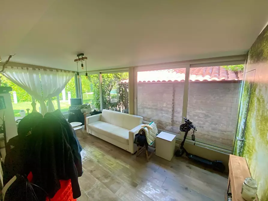 Immagine 41 di Villa in vendita  a Lucca