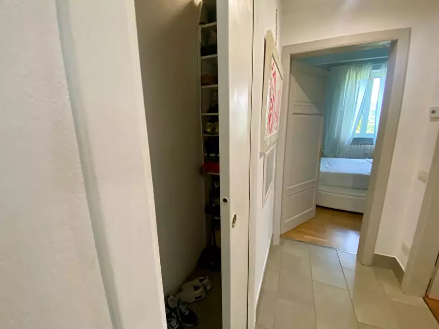 Immagine 26 di Villa in vendita  a Lucca