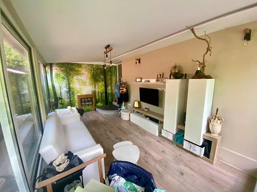 Immagine 42 di Villa in vendita  a Lucca