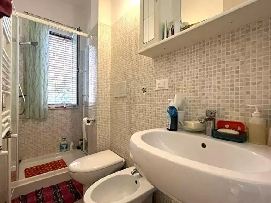 Immagine 10 di Appartamento in vendita  a Massa