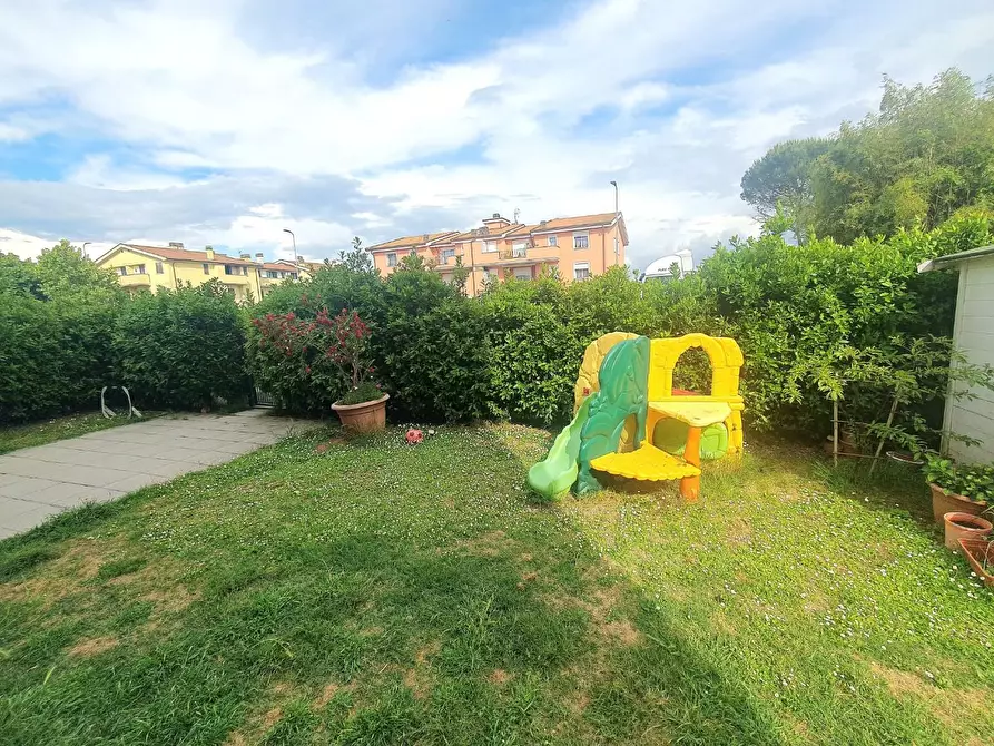 Immagine 35 di Appartamento in vendita  a Altopascio