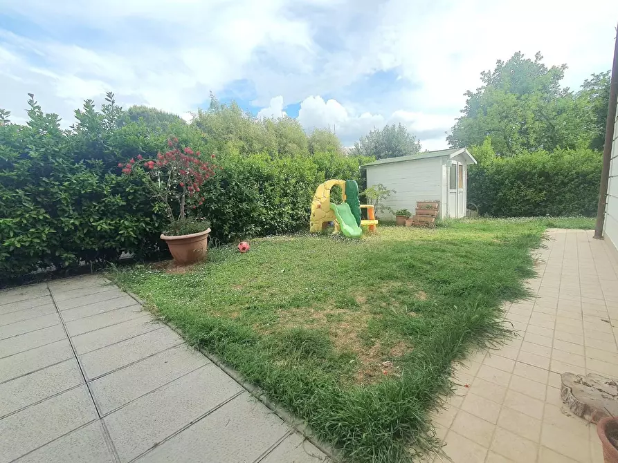 Immagine 2 di Appartamento in vendita  a Altopascio