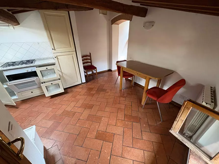 Immagine 8 di Mansarda in vendita  a Monteriggioni