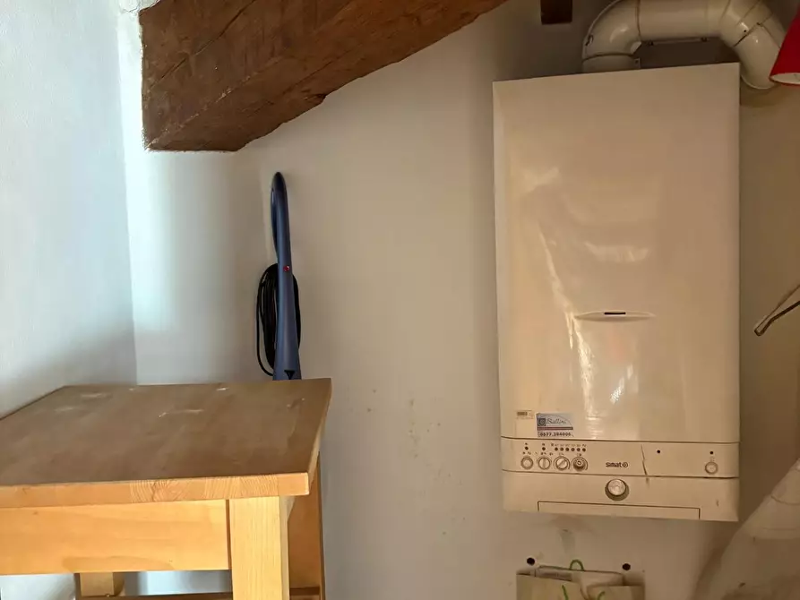 Immagine 19 di Mansarda in vendita  a Monteriggioni