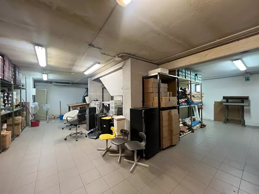 Immagine 19 di Seminterrato in vendita  a Vinci