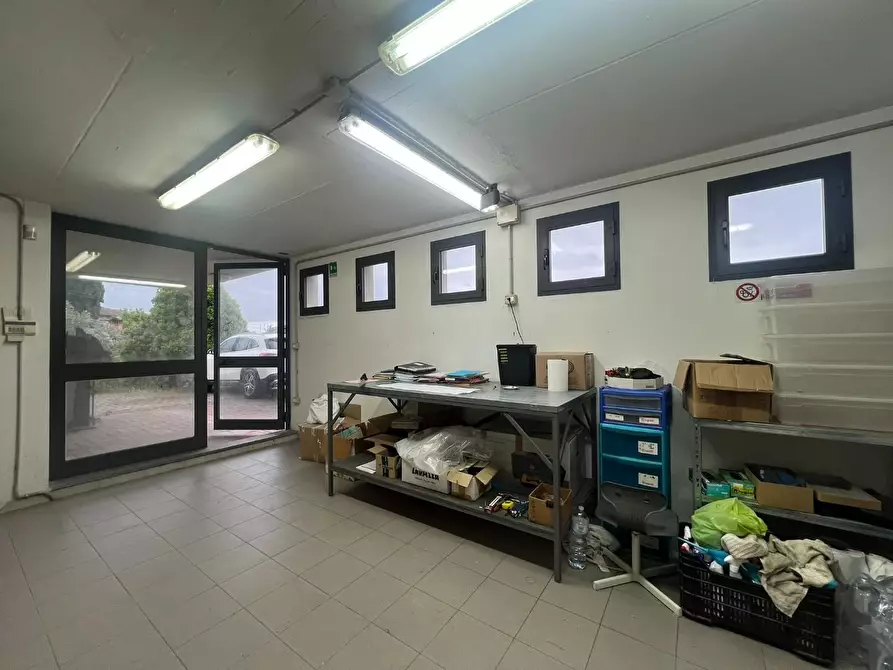 Immagine 8 di Seminterrato in vendita  a Vinci