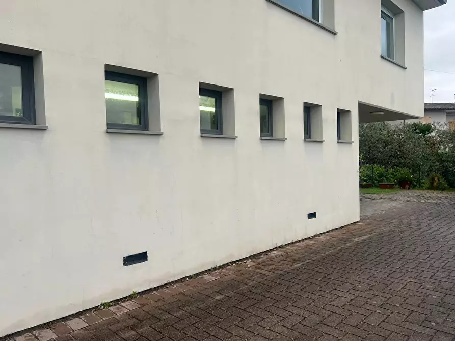 Immagine 20 di Seminterrato in vendita  a Vinci