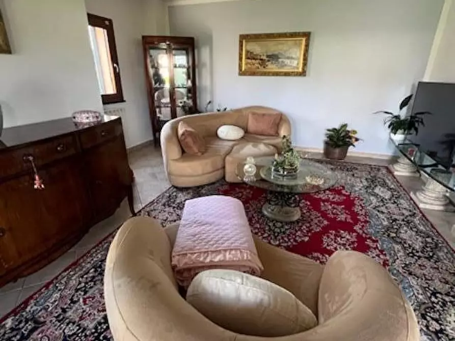 Immagine 7 di Casa bifamiliare in vendita  a Sarzana