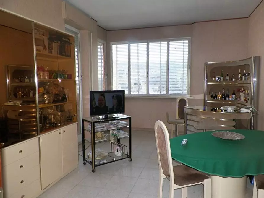 Immagine 1 di Appartamento in vendita  a Siena