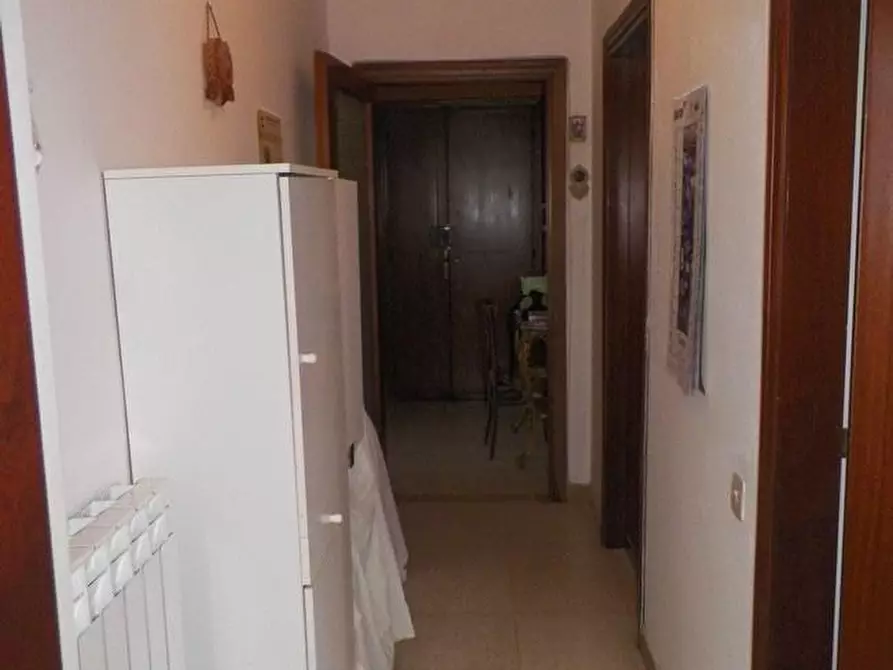 Immagine 12 di Appartamento in vendita  a Siena