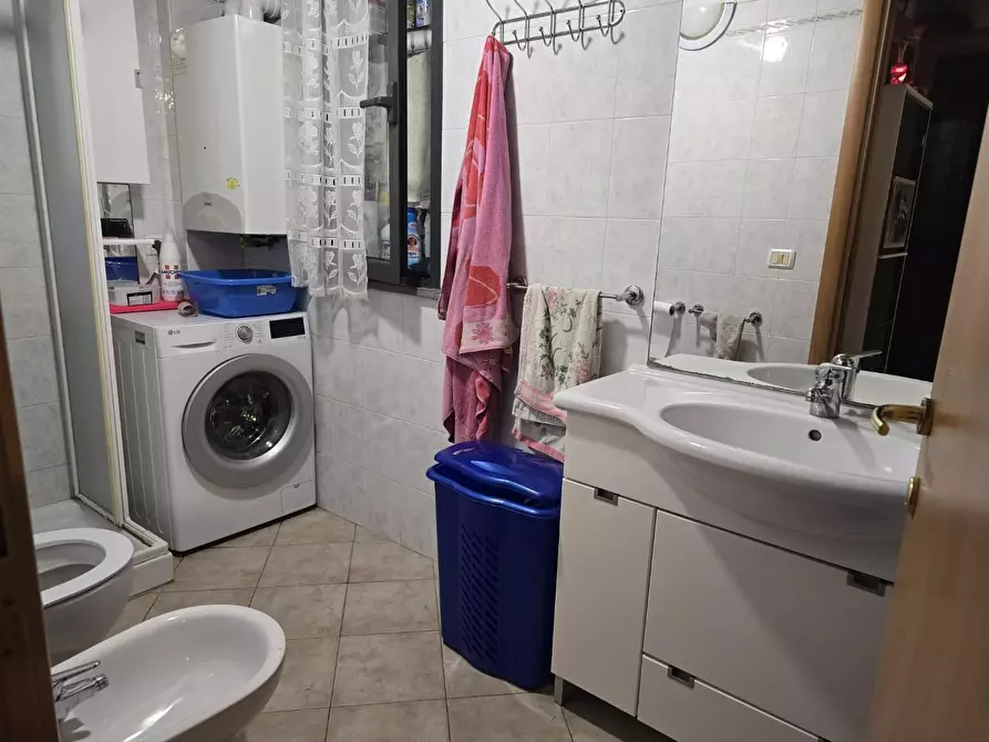 Immagine 6 di Appartamento in vendita  a Cascina