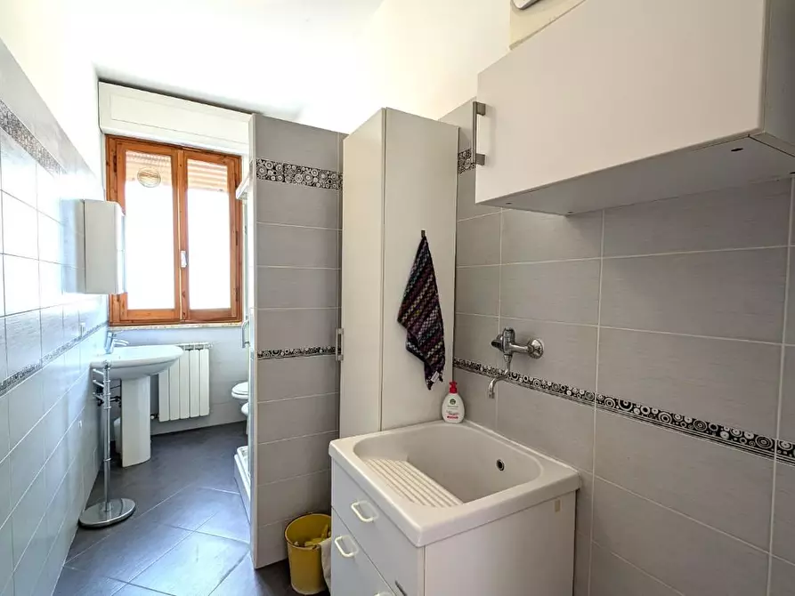 Immagine 14 di Appartamento in vendita  a Empoli