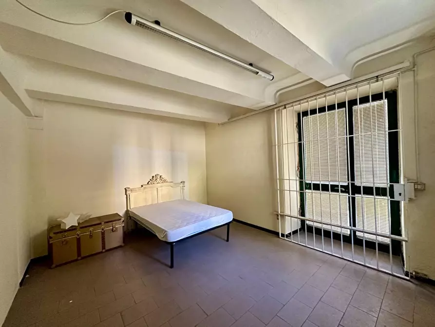 Immagine 36 di Appartamento in vendita  a Lucca