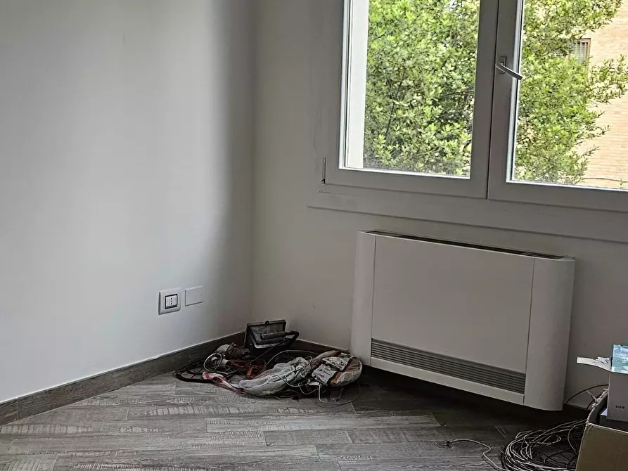 Immagine 18 di Appartamento in vendita  a Reggio Nell'emilia
