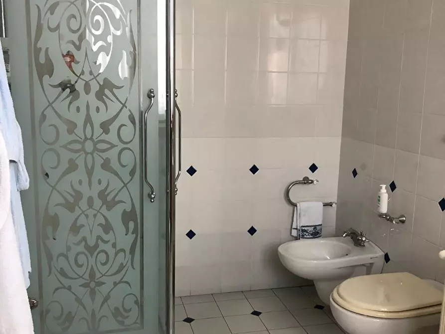 Immagine 21 di Appartamento in vendita  a Poggibonsi