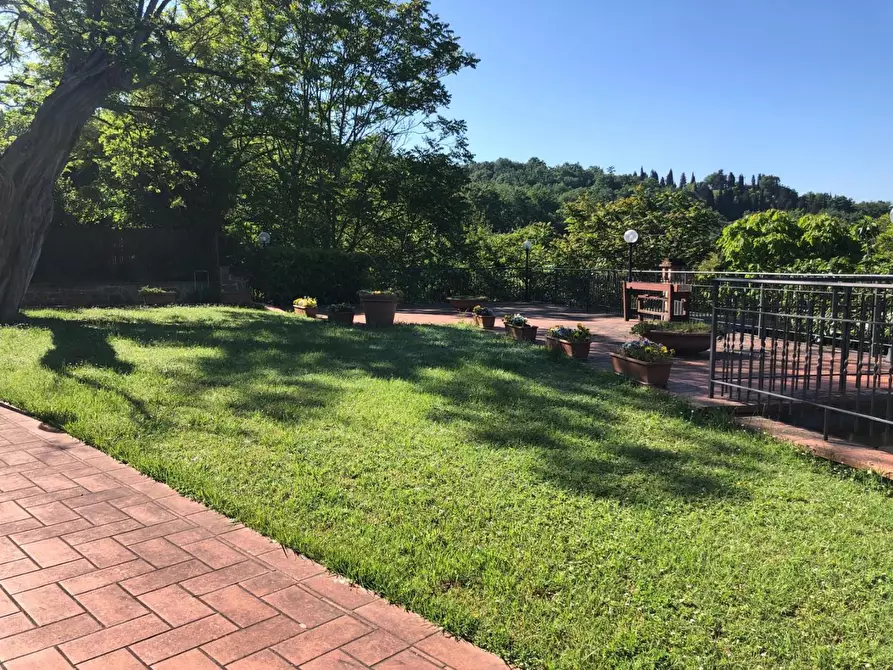 Immagine 2 di Appartamento in vendita  a Poggibonsi