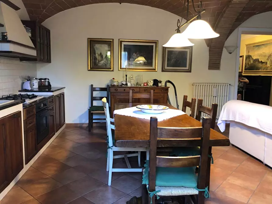 Immagine 14 di Appartamento in vendita  a Poggibonsi