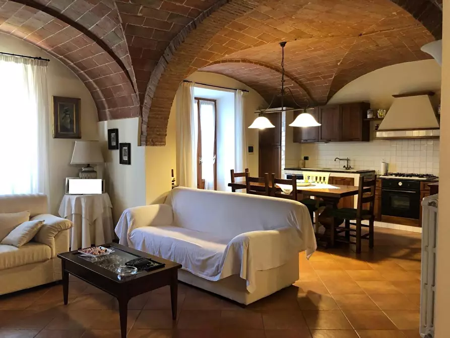 Immagine 12 di Appartamento in vendita  a Poggibonsi