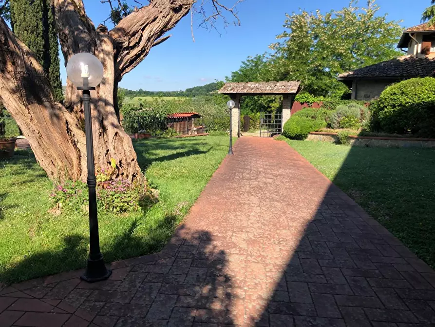 Immagine 3 di Appartamento in vendita  a Poggibonsi