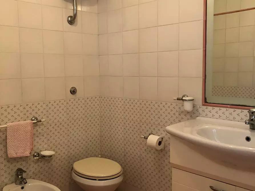 Immagine 24 di Appartamento in vendita  a Poggibonsi