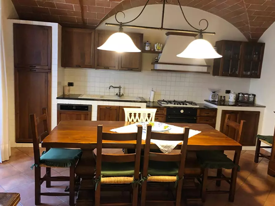 Immagine 13 di Appartamento in vendita  a Poggibonsi