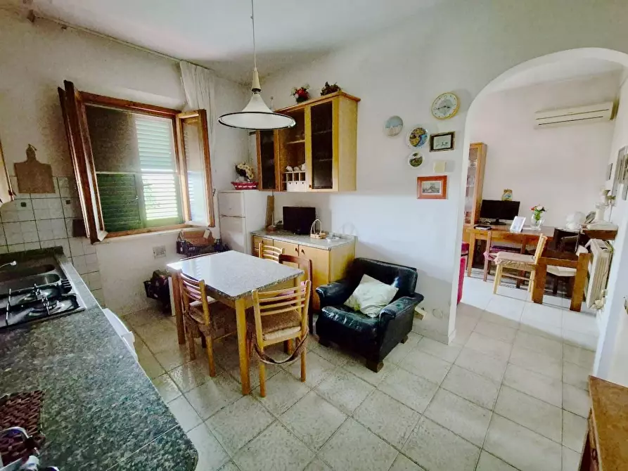 Immagine 5 di Appartamento in vendita  a Cascina