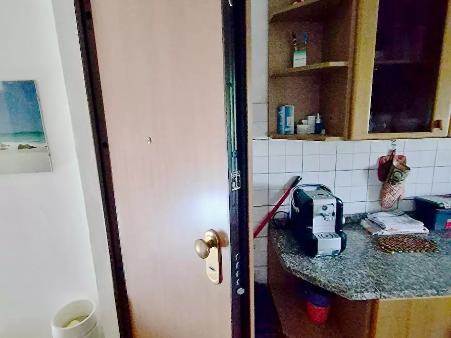 Immagine 15 di Appartamento in vendita  a Cascina