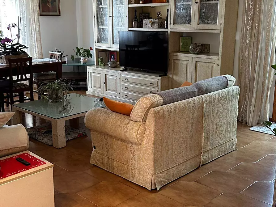 Immagine 4 di Appartamento in vendita  a Vinci