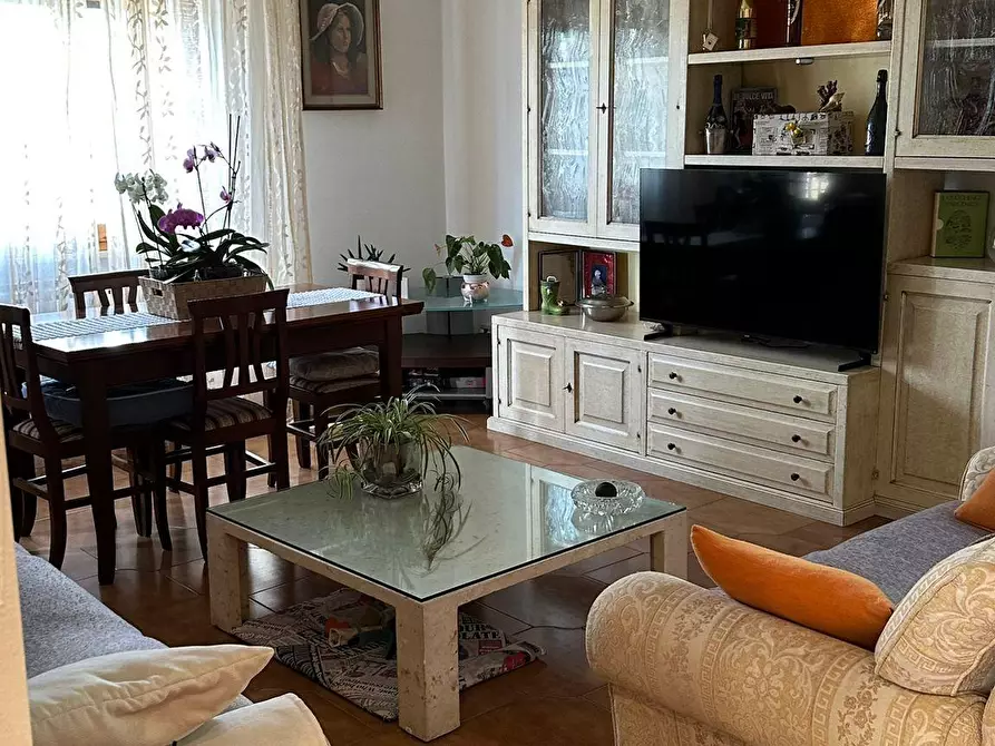 Immagine 1 di Appartamento in vendita  a Vinci