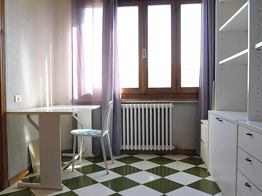 Immagine 11 di Appartamento in vendita  a Colle Di Val D'elsa