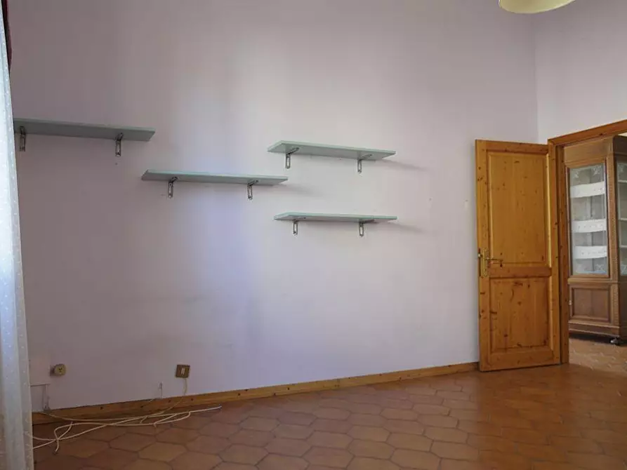 Immagine 6 di Appartamento in vendita  a Colle Di Val D'elsa