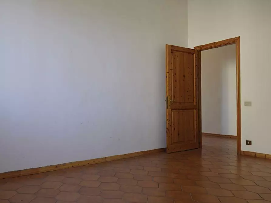 Immagine 24 di Appartamento in vendita  a Colle Di Val D'elsa