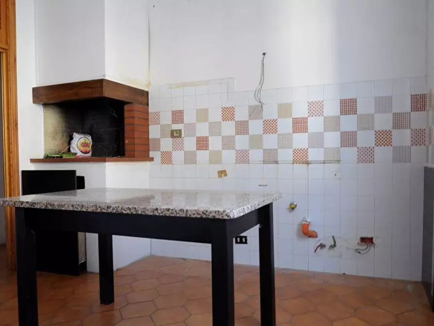 Immagine 3 di Appartamento in vendita  a Colle Di Val D'elsa