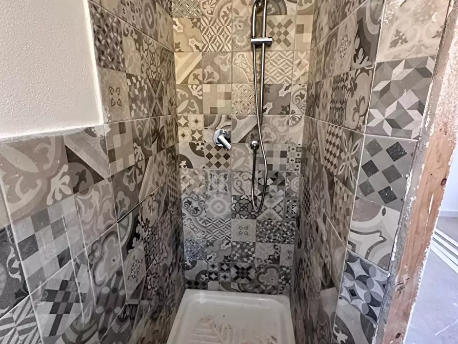 Immagine 3 di Villa in vendita  a Pisa