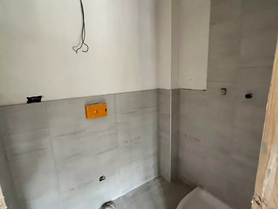 Immagine 10 di Villa in vendita  a Pisa