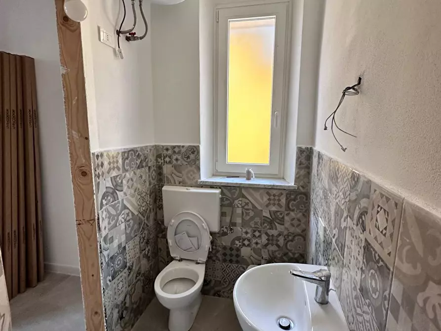 Immagine 9 di Villa in vendita  a Pisa