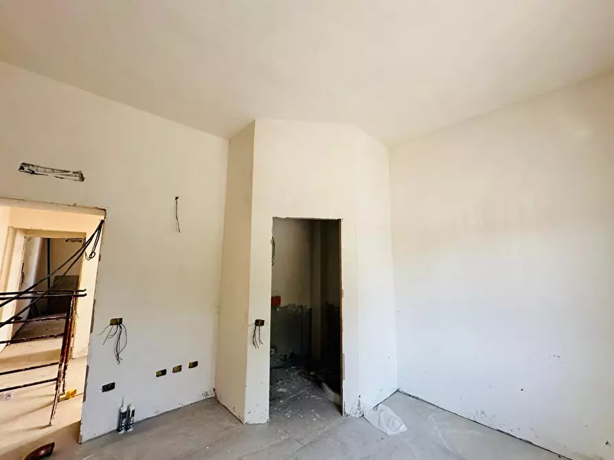 Immagine 20 di Villa in vendita  a Pisa